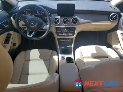 Zdjęcie 8 z 12 samochodu: 2020 MERCEDES-BENZ GLA 250 VIN:W1NTG4EB5LU030675 - miniatura