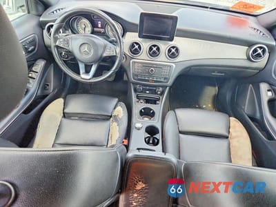 Zdjęcie 8 z 12 samochodu: 2017 MERCEDES-BENZ GLA 250 VIN:WDCTG4EB3HJ353374 - miniatura