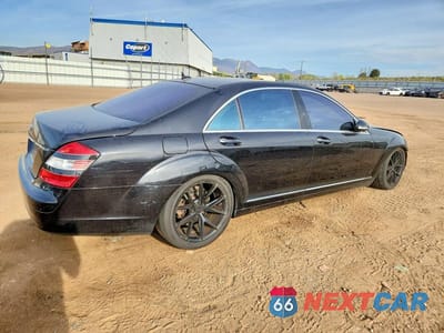 Trzecie zdjęcie samochodu z tyłu: 2007 MERCEDES-BENZ S 550 VIN:WDDNG71XX7A135504 - miniatura