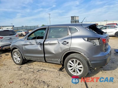 Drugie zdjęcie samochodu z przodu: 2017 NISSAN ROGUE SPORT S VIN:JN1BJ1CR8HW132506 - miniatura