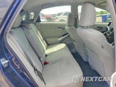Zdjęcie 10 z 12 samochodu: 2013 TOYOTA PRIUS TWO VIN:JTDKN3DU4D0337396 - miniatura
