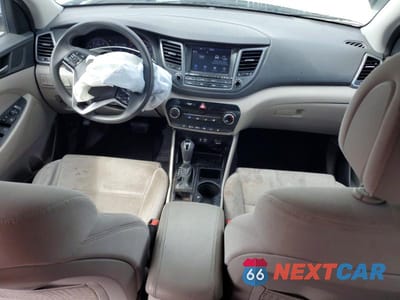 Zdjęcie 8 z 13 samochodu: 2018 HYUNDAI TUCSON SEL VIN:KM8J33A45JU630469 - miniatura