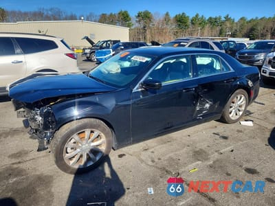2017 CHRYSLER 300 LIMITED 2C3CCARG7HH547269 - główne zdjęcie licytacji z USA - miniatura