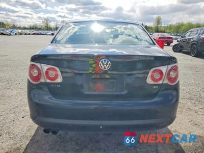 Zdjęcie 6 z 12 samochodu: 2005 VOLKSWAGEN NEW JETTA 2.5L OPTION PACKAGE 1 VIN:3VWSF71K65M633605 - miniatura