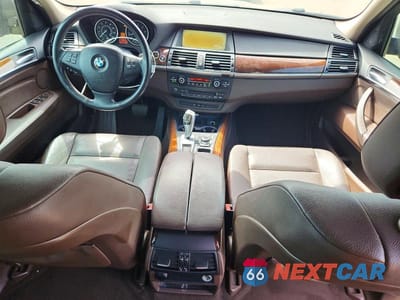 Zdjęcie 8 z 13 samochodu: 2013 BMW X5 XDRIVE35I VIN:5UXZV4C50D0E05175 - miniatura