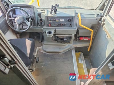 Zdjęcie 8 z 13 samochodu: 2016 ISUZU REACH NPR STEP VAN ** PRIOR FLEET ** VIN:JALB4T173G7W00330 - miniatura