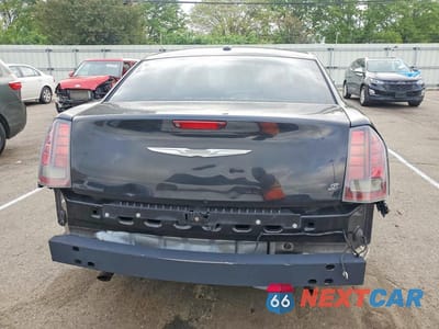Zdjęcie 6 z 12 samochodu: 2014 CHRYSLER 300 S VIN:2C3CCABG7EH380613 - miniatura