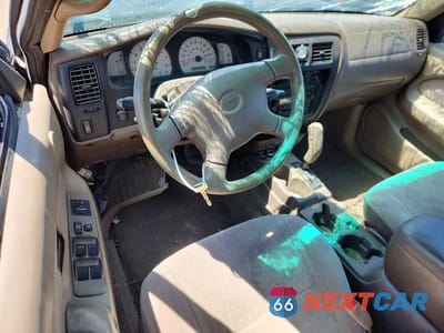 Zdjęcie 8 z 11 samochodu: 2002 TOYOTA TACOMA PRERUNNER V6 VIN:5TEGN92NX2Z085199 - miniatura