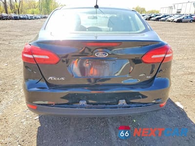 Zdjęcie 6 z 12 samochodu: 2017 FORD FOCUS SE VIN:1FADP3F29HL269167 - miniatura