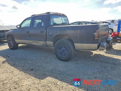 Drugie zdjęcie samochodu z przodu: 2003 DODGE DAKOTA QUAD SLT VIN:1D7HL48X23S284149 - miniatura