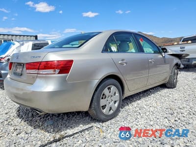 Trzecie zdjęcie samochodu z tyłu: 2008 HYUNDAI SONATA GLS VIN:5NPET46F68H388270 - miniatura