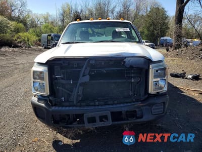 Piąte zdjęcie samochodu w środku: 2012 FORD F350 SUPER DUTY VIN:1FTRF3BT5CED13325 - miniatura