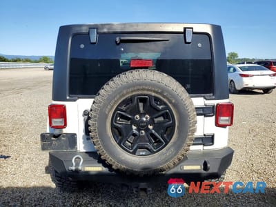 Zdjęcie 6 z 12 samochodu: 2018 JEEP WRANGLER UNLIMITED SPORT VIN:1C4BJWDG4JL910380 - miniatura