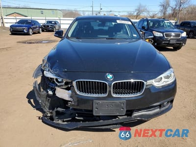 Piąte zdjęcie samochodu w środku: 2016 BMW 320 XI VIN:WBA8E5G54GNU20731 - miniatura