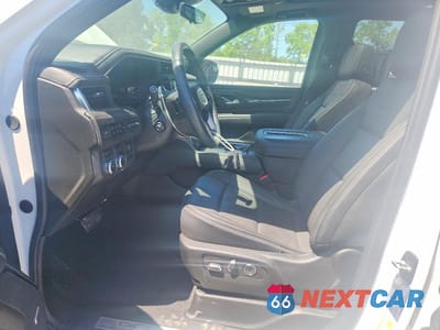 Zdjęcie 7 z 14 samochodu: 2024 GMC YUKON DENALI VIN:1GKS2DKL0RR179493 - miniatura