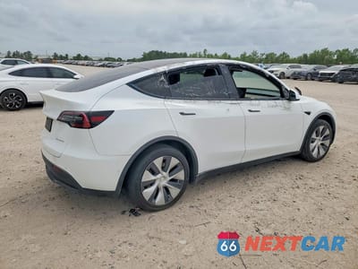 Trzecie zdjęcie samochodu z tyłu: 2021 TESLA MODEL Y VIN:5YJYGDEE2MF279873 - miniatura