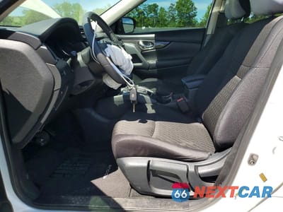 Zdjęcie 7 z 13 samochodu: 2019 NISSAN ROGUE S VIN:5N1AT2MT7KC799204 - miniatura