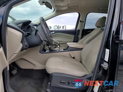 Zdjęcie 7 z 13 samochodu: 2017 FORD ESCAPE SE VIN:1FMCU0GD3HUC98442 - miniatura