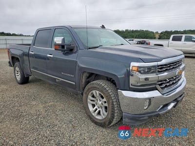 Czwarte zdjęcie samochodu z boku: 2018 CHEVROLET SILVERADO K1500 LTZ VIN:3GCUKSEC5JG245271 - miniatura