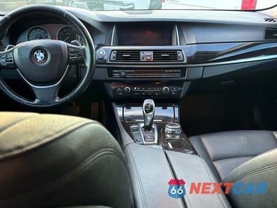 Zdjęcie 9 z 10 samochodu: 2016 BMW 528 I VIN:WBA5A5C54GG348888 - miniatura
