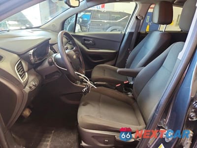 Zdjęcie 7 z 13 samochodu: 2021 CHEVROLET TRAX LS VIN:KL7CJKSB0MB336050 - miniatura