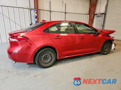 Trzecie zdjęcie samochodu z tyłu: 2020 TOYOTA COROLLA LE VIN:JTDEPRAE2LJ095448 - miniatura