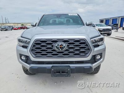 Piąte zdjęcie samochodu w środku: 2023 TOYOTA TACOMA TRD OFF-ROAD VIN:3TMCZ5AN4PM584730 - miniatura