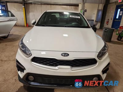 Piąte zdjęcie samochodu w środku: 2020 KIA FORTE LXS VIN:3KPF24AD9LE207012 - miniatura