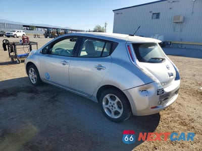 Drugie zdjęcie samochodu z przodu: 2011 NISSAN LEAF SV VIN:JN1AZ0CP6BT000298 - miniatura