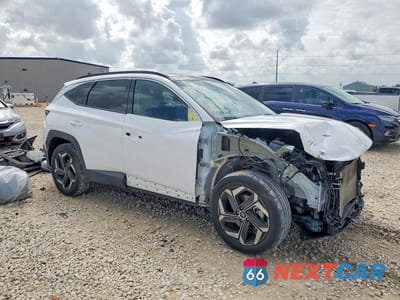 Czwarte zdjęcie samochodu z boku: 2024 HYUNDAI TUCSON LIMITED VIN:5NMJECDE8RH297996 - miniatura