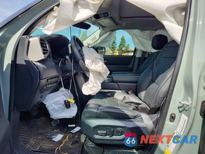 Zdjęcie 7 z 12 samochodu: 2024 TOYOTA TUNDRA LIMITED VIN:5TFWA5DB4RX219788 - miniatura