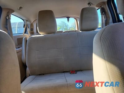 Zdjęcie 10 z 13 samochodu: 2014 DODGE GRAND CARAVAN SE VIN:2C4RDGBGXER248185 - miniatura