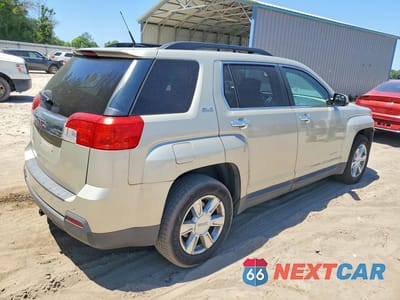 Trzecie zdjęcie samochodu z tyłu: 2013 GMC TERRAIN SLE VIN:2GKALSEK5D6154142 - miniatura