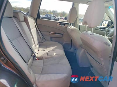 Zdjęcie 10 z 12 samochodu: 2011 SUBARU FORESTER 2.5X PREMIUM VIN:JF2SHADCXBH727485 - miniatura