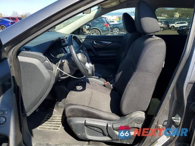 Zdjęcie 7 z 13 samochodu: 2019 NISSAN ROGUE S VIN:5N1AT2MV6KC798787 - miniatura