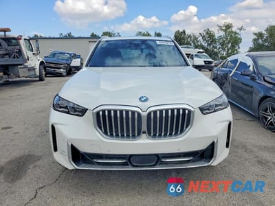 Piąte zdjęcie samochodu w środku: 2024 BMW X5 XDRIVE50E VIN:5UX43EU09R9S27128 - miniatura
