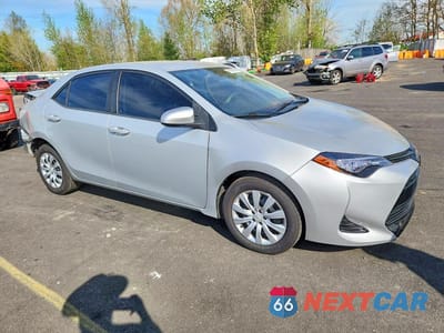 Czwarte zdjęcie samochodu z boku: 2019 TOYOTA COROLLA LE VIN:2T1BURHE2KC146989 - miniatura