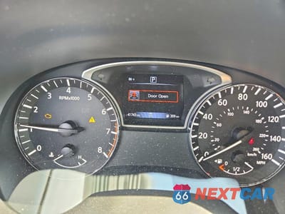 Zdjęcie 9 z 14 samochodu: 2018 NISSAN PATHFINDER SL VIN:5N1DR2MN4JC672745 - miniatura