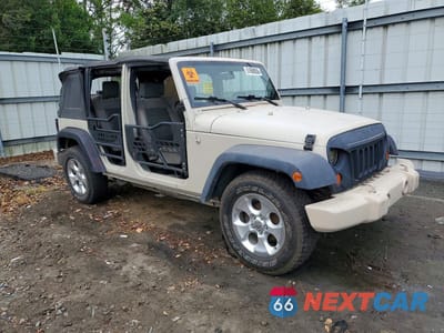 Czwarte zdjęcie samochodu z boku: 2008 JEEP WRANGLER UNLIMITED X VIN:1J4GB39168L515305 - miniatura