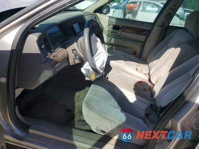 Zdjęcie 7 z 12 samochodu: 2007 MERCURY GRAND MARQUIS GS VIN:2MEFM74V47X602861 - miniatura