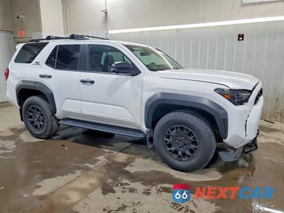 Czwarte zdjęcie samochodu z boku: 2025 TOYOTA 4RUNNER TRD OFF-ROAD PREMIUM VIN:JTEVA5BR4S5048498 - miniatura