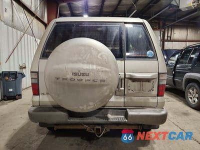 Zdjęcie 6 z 12 samochodu: 2001 ISUZU TROOPER S VIN:JACDJ58X817J11318 - miniatura