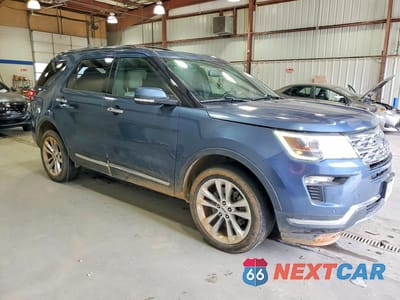 Czwarte zdjęcie samochodu z boku: 2018 FORD EXPLORER LIMITED VIN:1FM5K8F88JGC81979 - miniatura