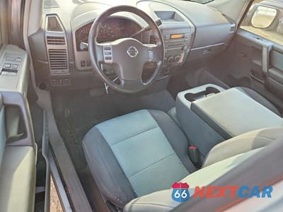 Zdjęcie 8 z 12 samochodu: 2004 NISSAN TITAN XE VIN:1N6AA06B54N535700 - miniatura