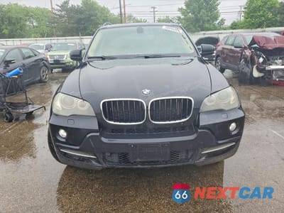 Piąte zdjęcie samochodu w środku: 2010 BMW X5 VIN:5UXFE4C50AL382863 - miniatura