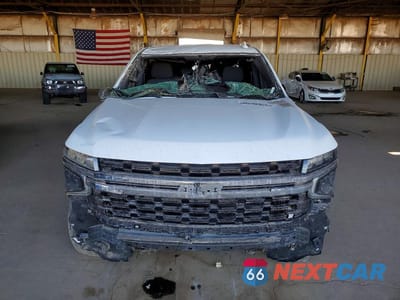 Piąte zdjęcie samochodu w środku: 2023 CHEVROLET TAHOE K1500 LS VIN:1GNSKMKD6PR164800 - miniatura