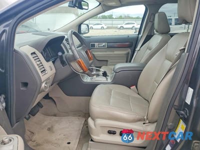 Zdjęcie 7 z 13 samochodu: 2007 LINCOLN MKX VIN:2LMDU88C37BJ22007 - miniatura