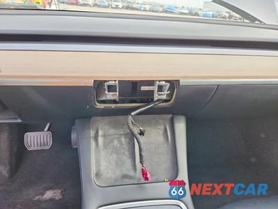 Zdjęcie 9 z 11 samochodu: 2022 TESLA MODEL 3 VIN:5YJ3E1EA6NF370030 - miniatura