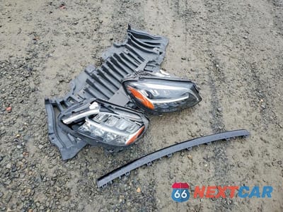 Zdjęcie 12 z 12 samochodu: 2021 MERCEDES-BENZ C 43 AMG VIN:W1KWK6EB5MG057752 - miniatura