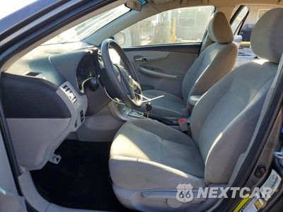 Zdjęcie 7 z 13 samochodu: 2012 TOYOTA COROLLA LE VIN:5YFBU4EEXCP015429 - miniatura